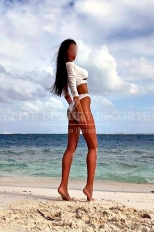 Kristina escorts en Mallorca3