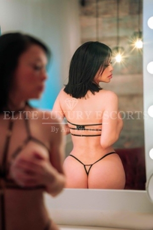 Escort-Alba-03