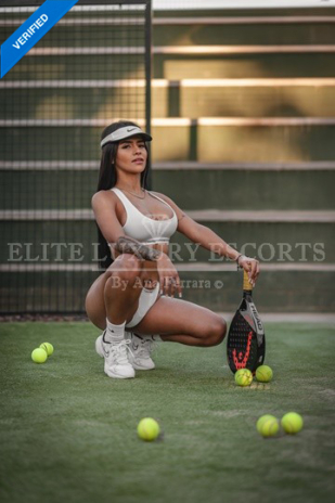 Escort-Nicole-004