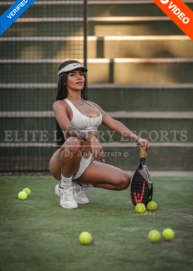 Escort Nicole 04