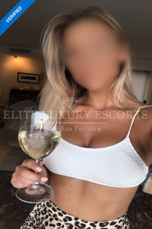 Escort-Ellie-003